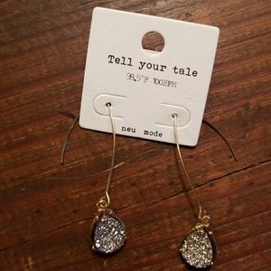 Tell Your Tale Gold Dangly Earrings